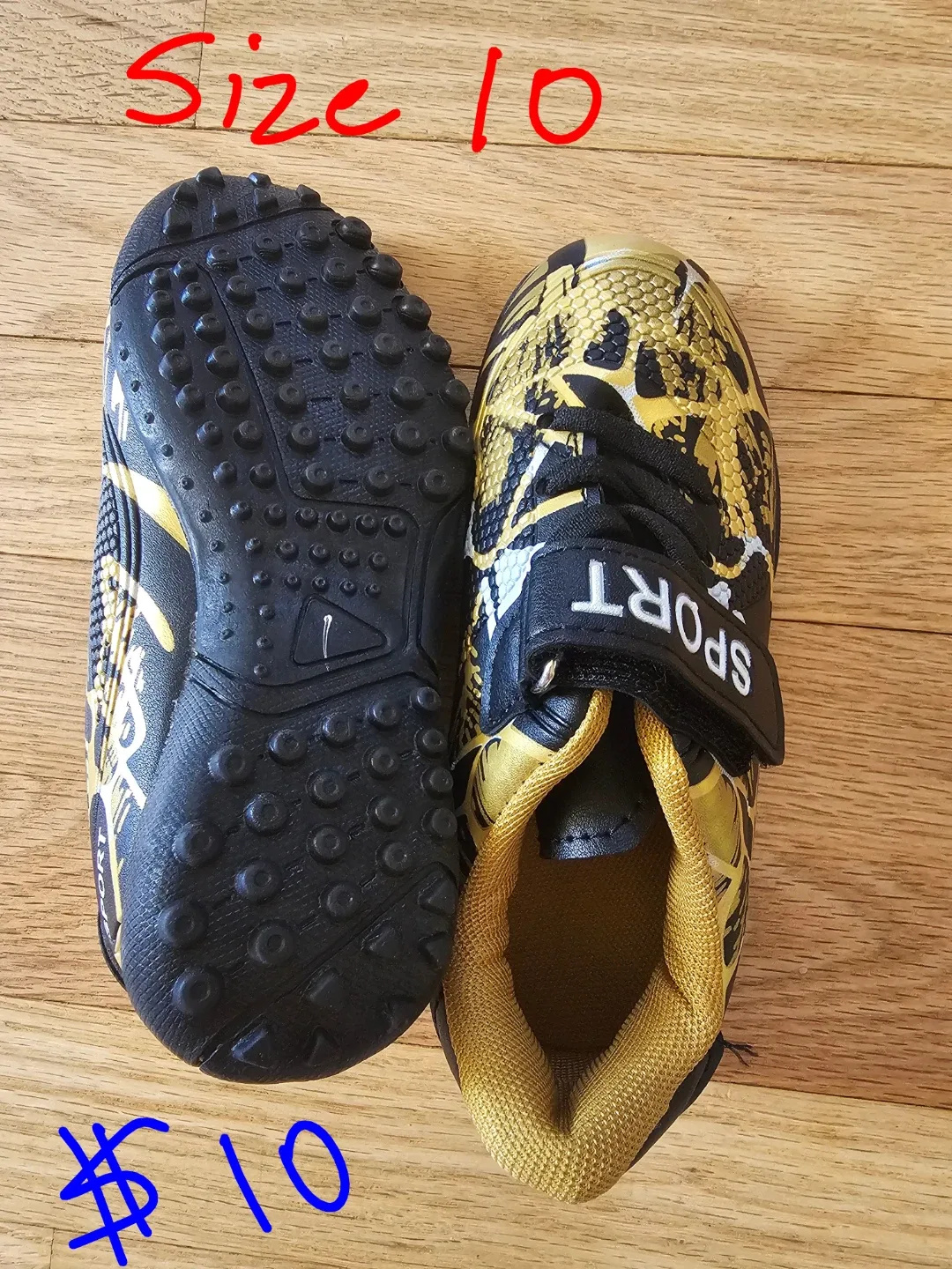 Kids Soccer Cleats Size 10