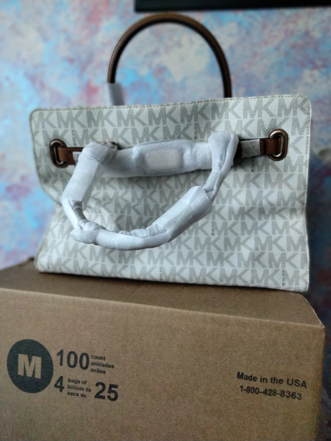 Se vende bolsa grande Michael Kors - photo 3