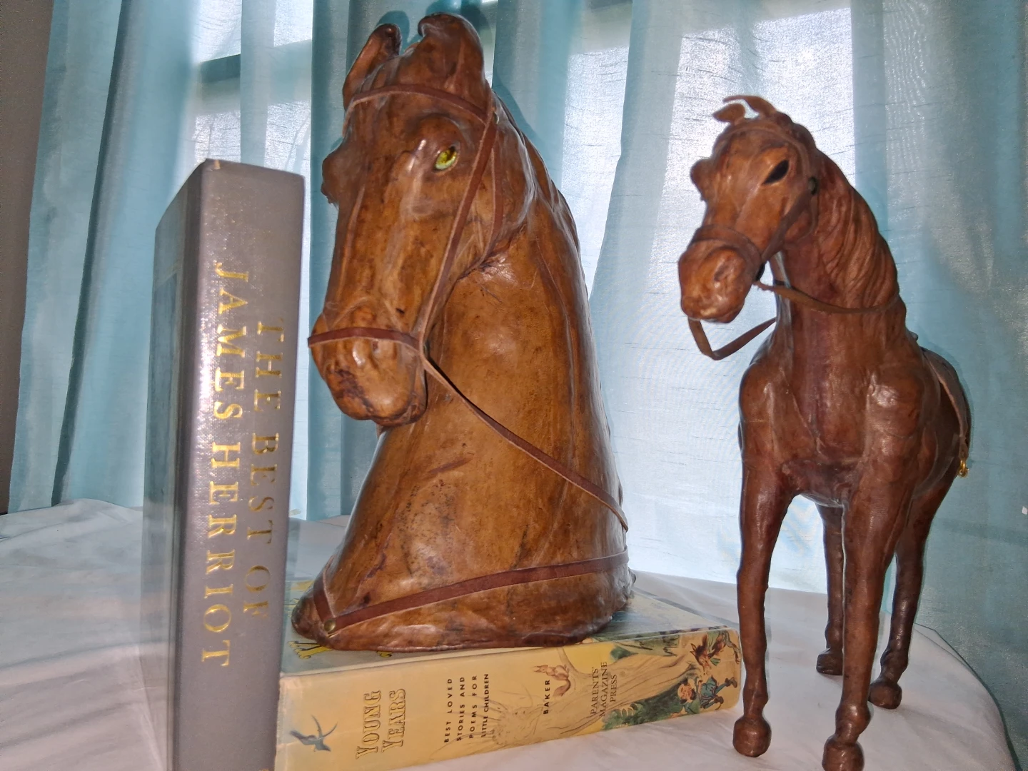 Vintage Leather Horse Head Bust with Matching Figure - photo 3