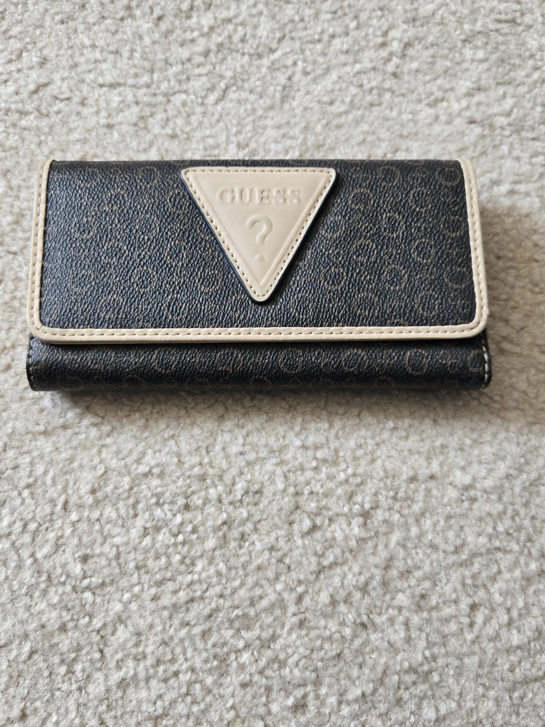 Guess Wallet