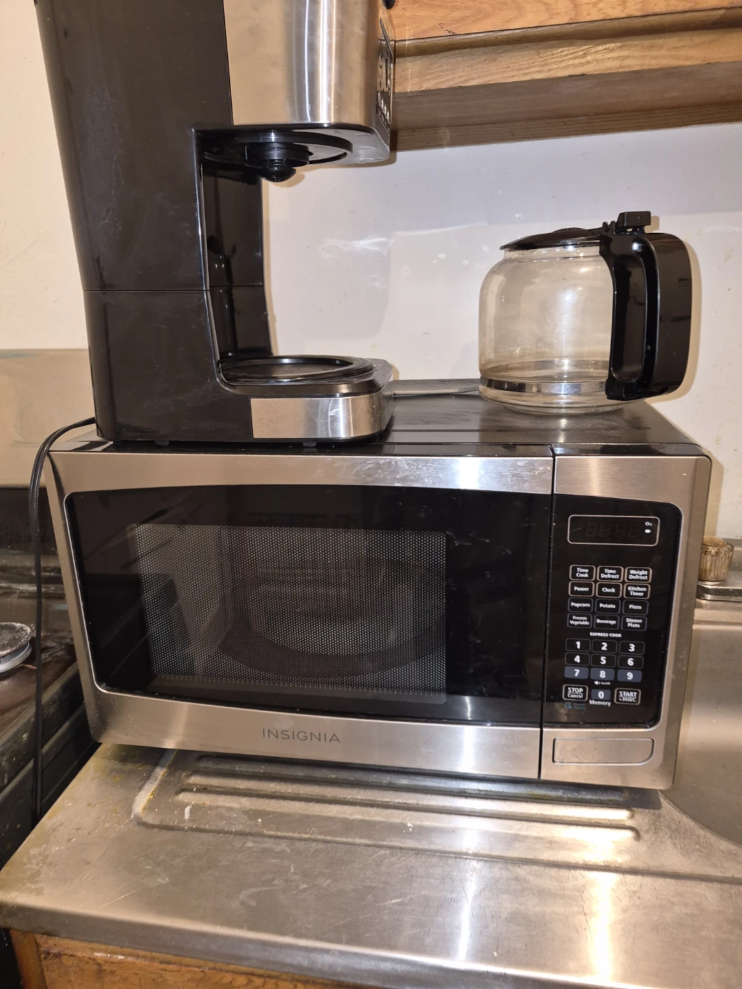 Insignia Microwave Oven