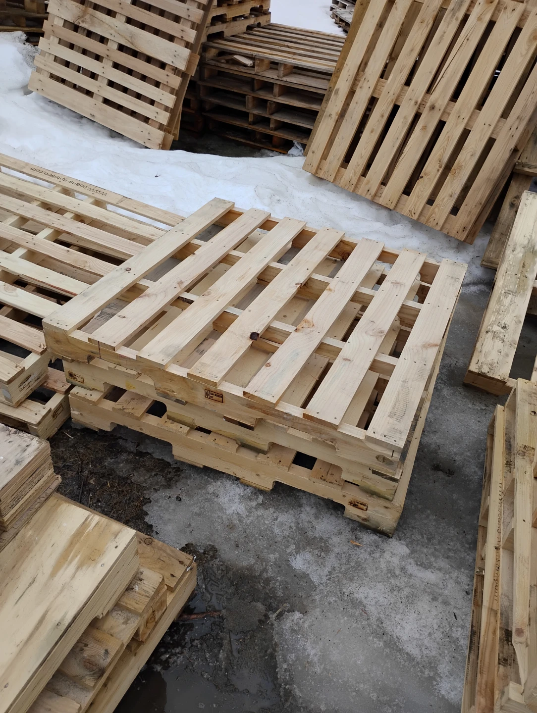 Wooden Pallets - photo 5