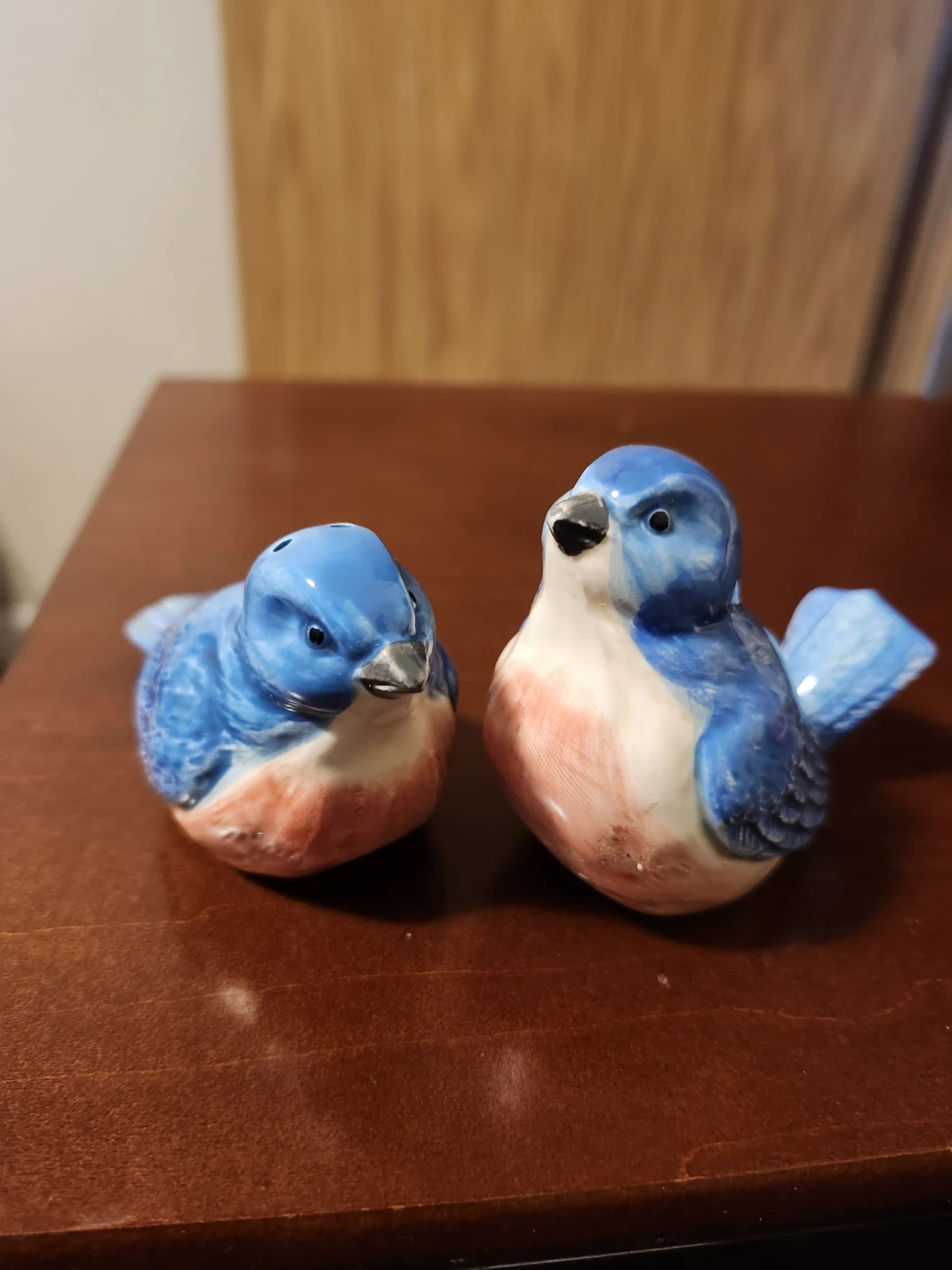 Otagiri Hand Painted Bluebird Salt and Pepper Shakers - photo 2