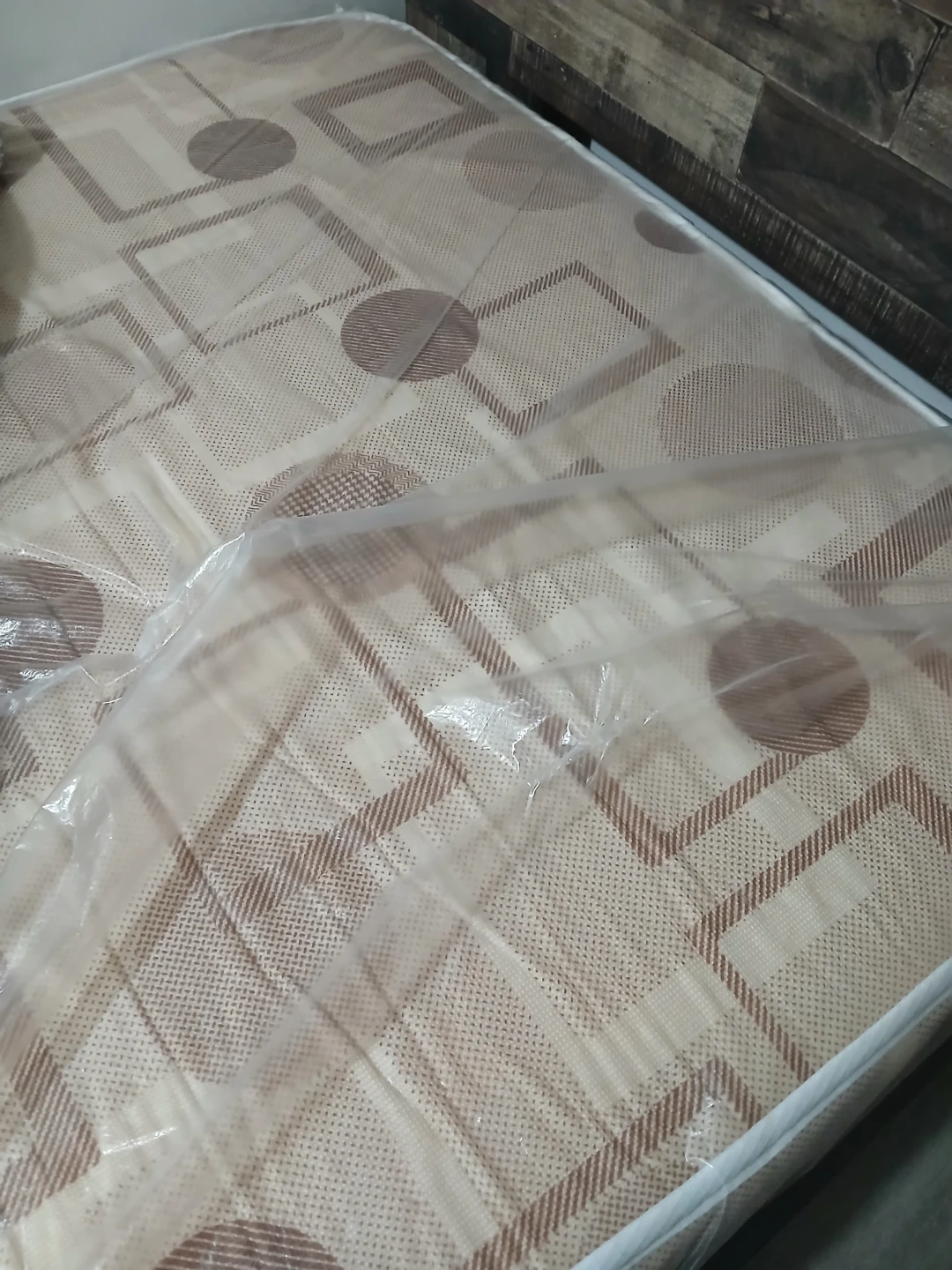 Rustic Wood Twin Bed Frame + Mattress  new - photo 4
