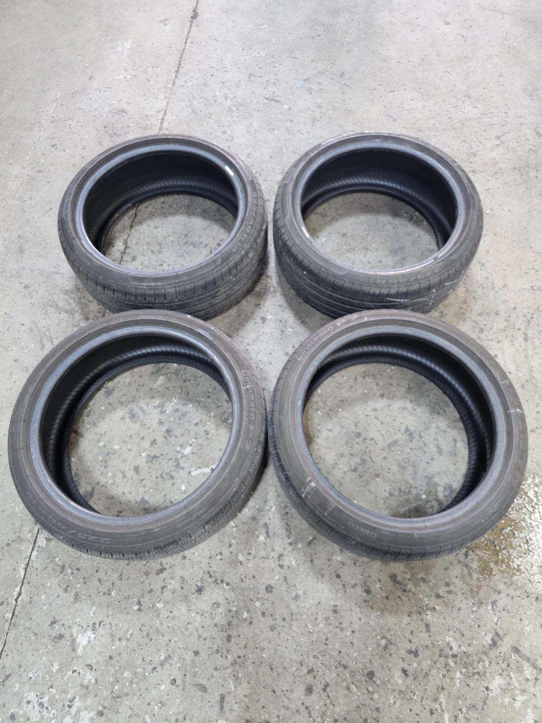 All Season Tires 225/40R18 Pirelli Cinturato P7