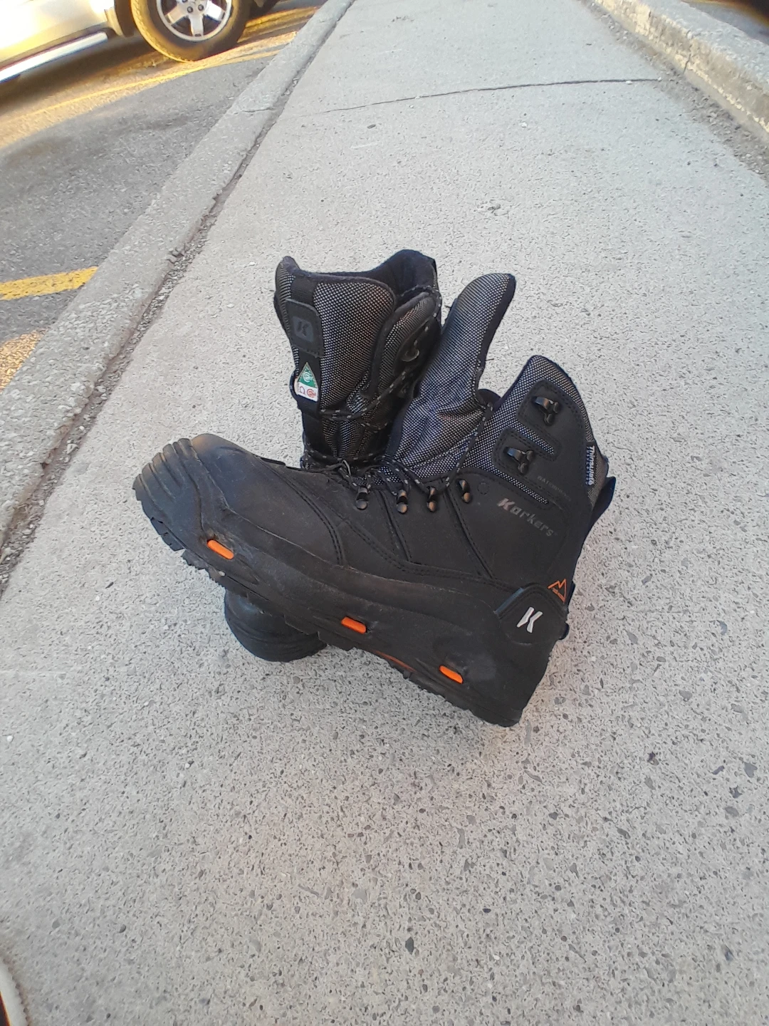 Korkers Black Safety Boots Men's Size 9 - photo 5
