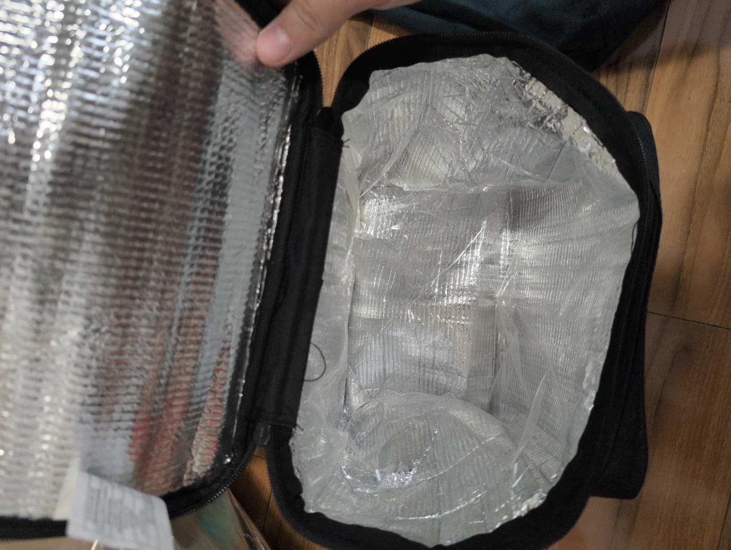 Beer Store BDL Insulated Lunch Bag - photo 2