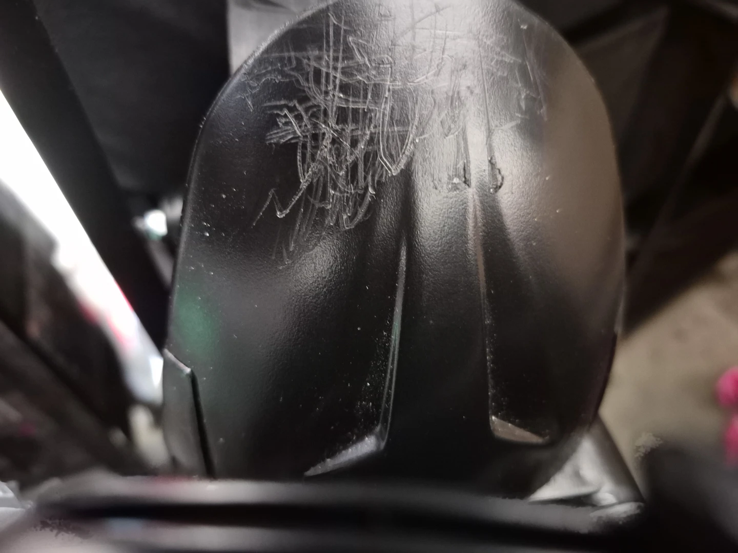 Kids Ride-On Motorcycle Toy have a scratch from shipping - photo 2