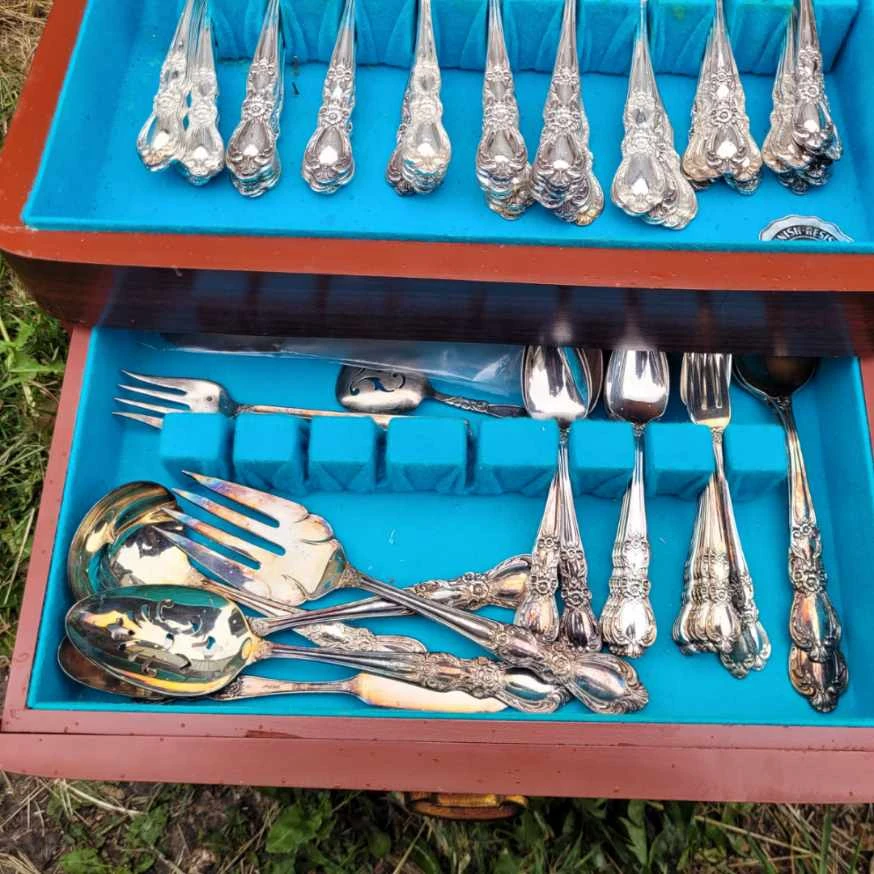 Antique International Silver Co. Silverware Set