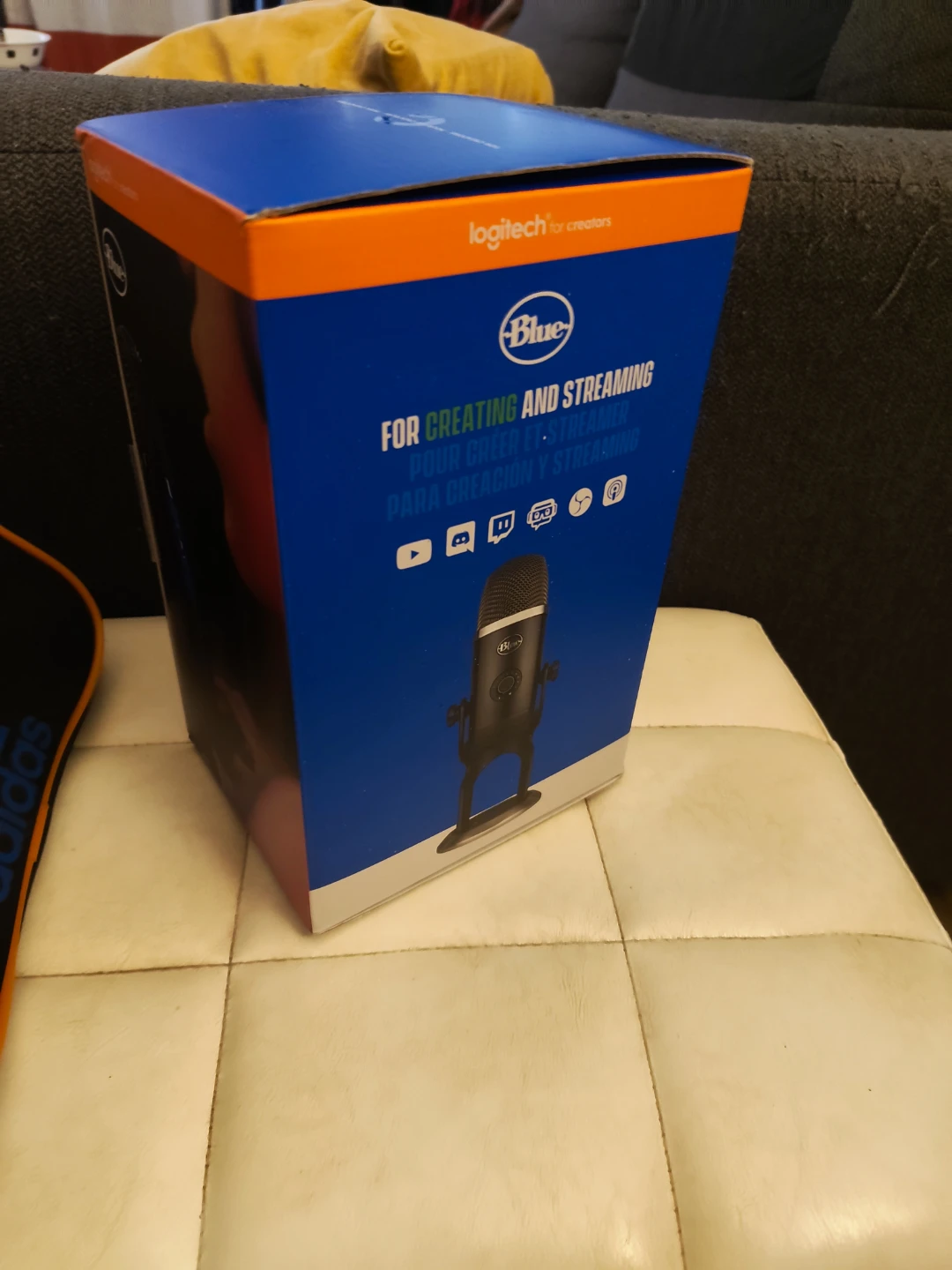 Blue Yeti X Professional Condenser USB Microphone - photo 3