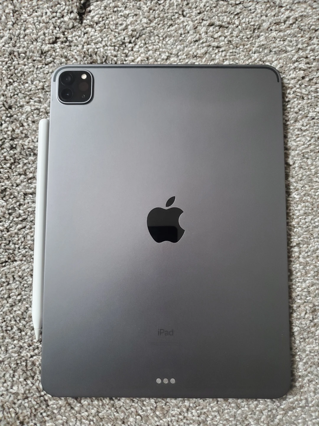 Apple iPad Pro (11-inch) with Apple Pencil