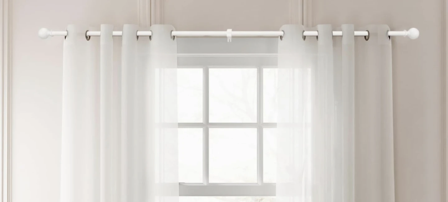White Adjustable Curtain Rod 28"-48" - photo 2