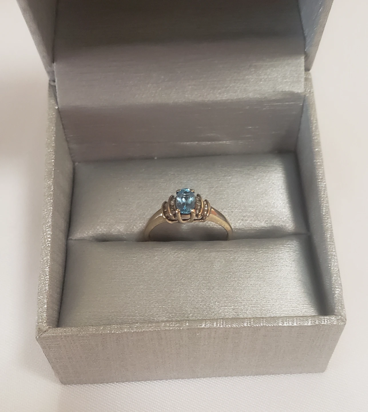 Like New 10 K Real Gold Ring With Aqamarine - photo 4