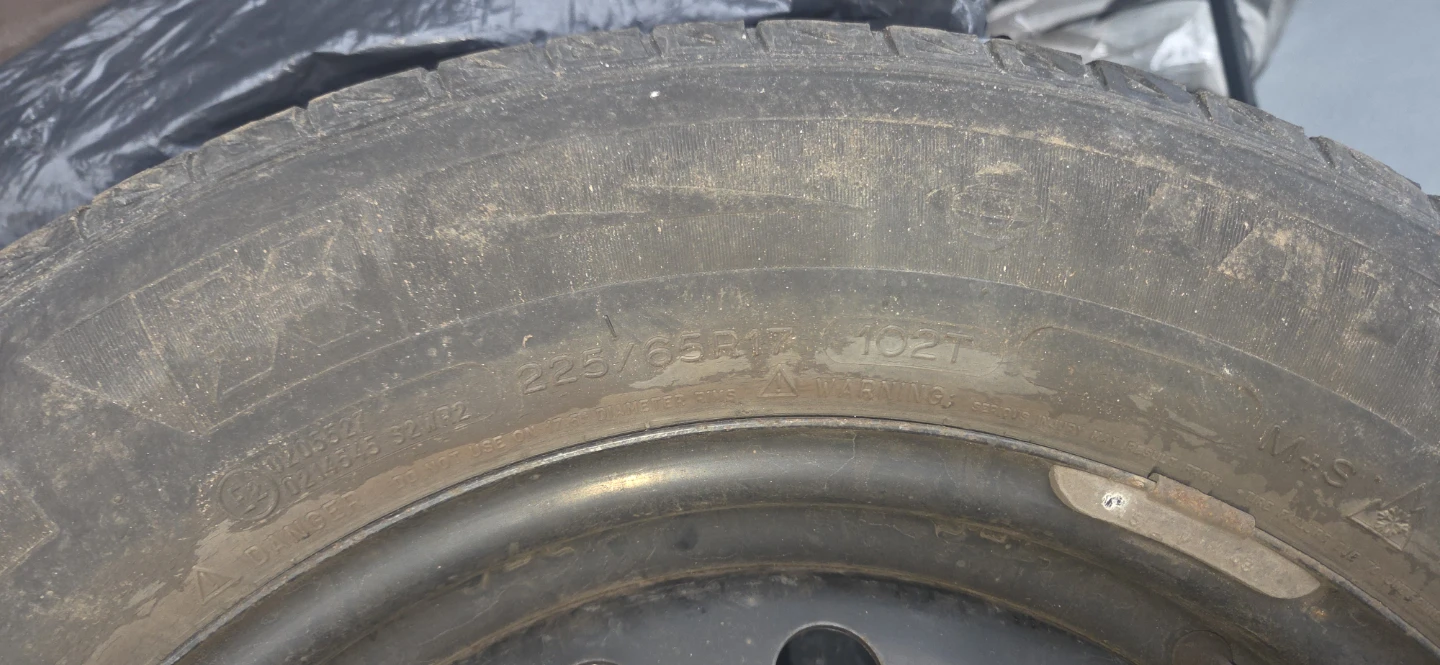 Winter Tire 225/65R17 with Rims - photo 2