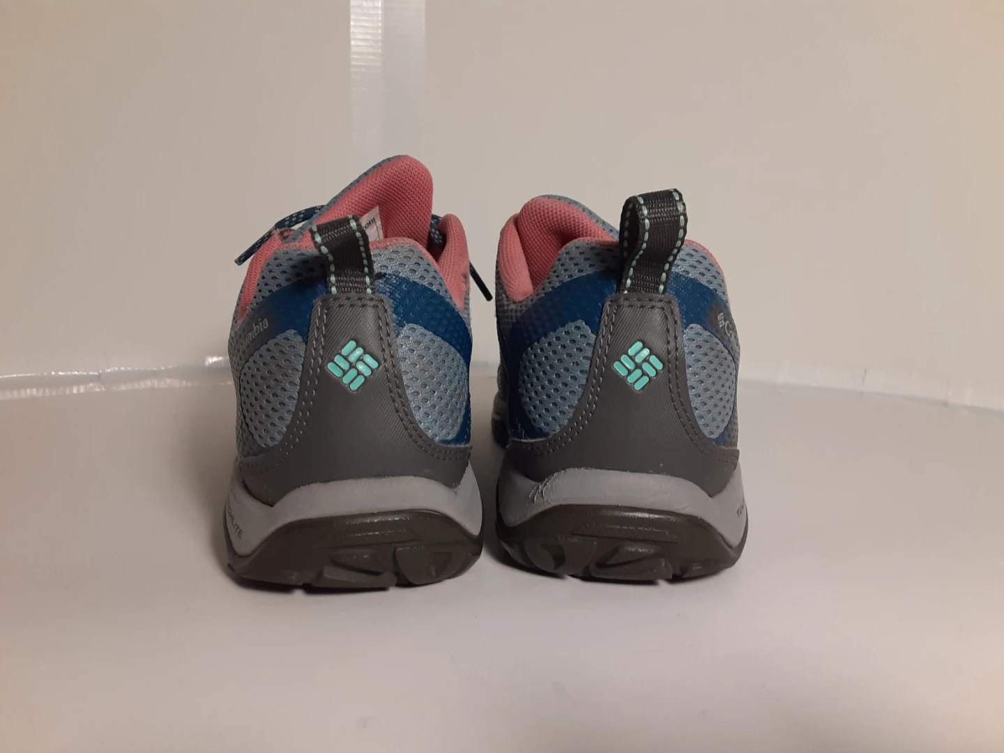 Columbia - Women's Trail Shoes | S: 7.5 - photo 3