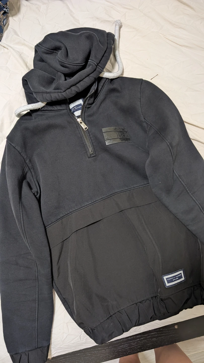 Tommy Hilfiger Black Pullover Hoodie - photo 2