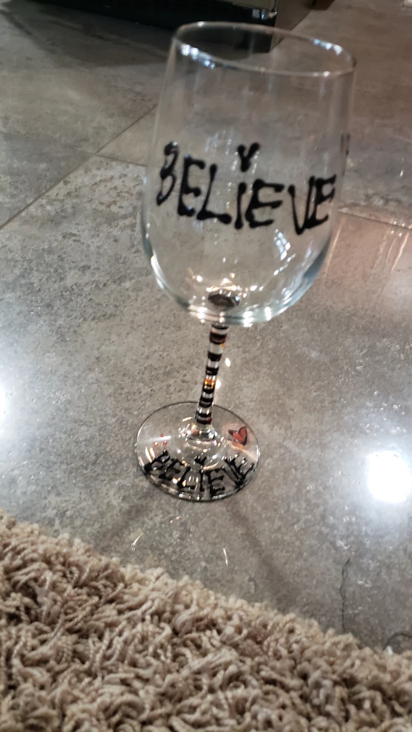 Hand Painted Decanter with 5 Glassware. - photo 3