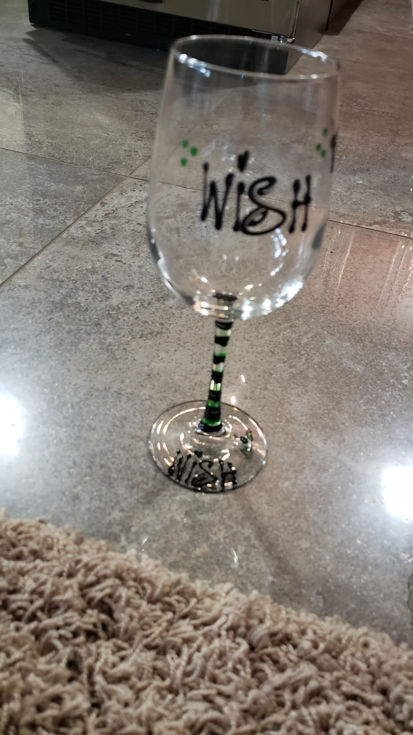 Hand Painted Decanter with 5 Glassware. - photo 5
