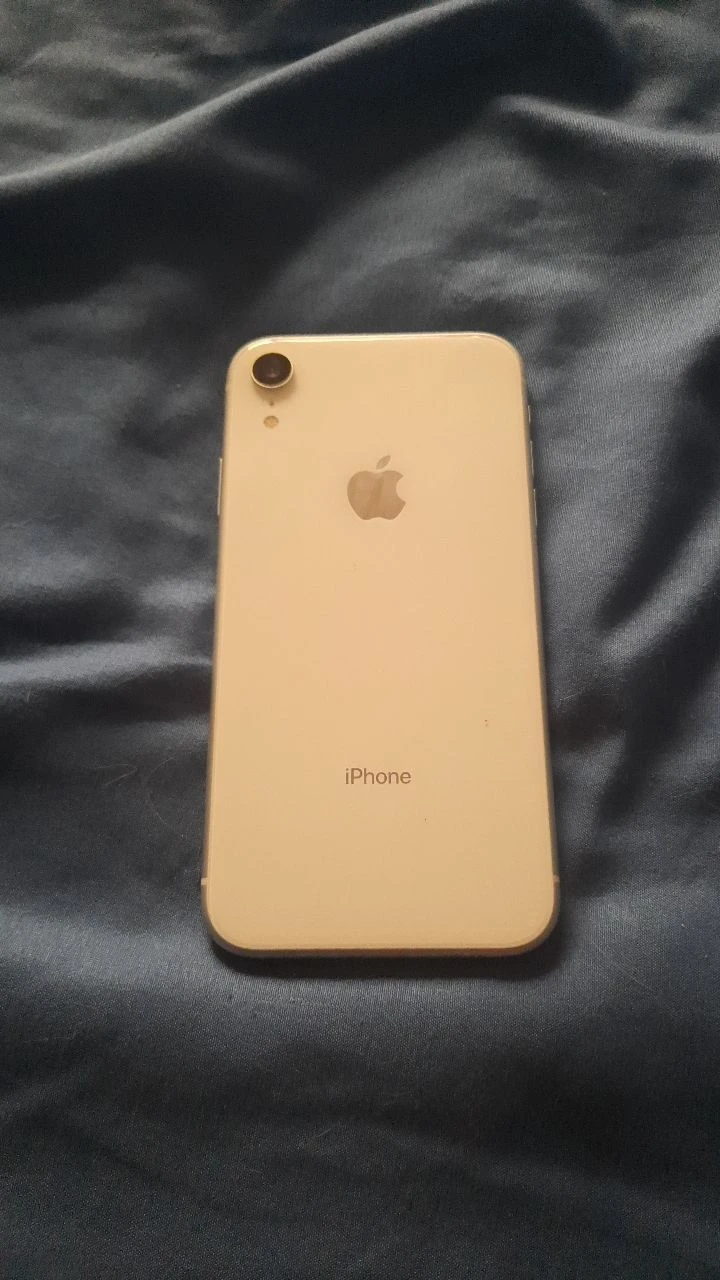 Apple iPhone