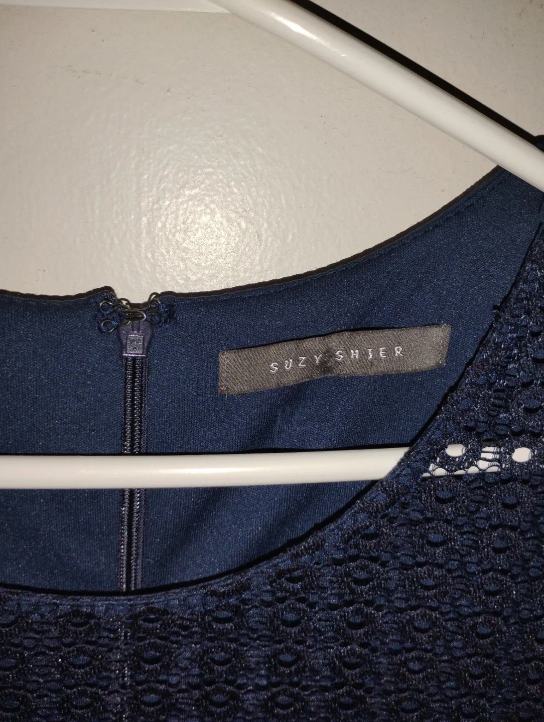 Suzy Shier Navy Lace Dress Size M - photo 3