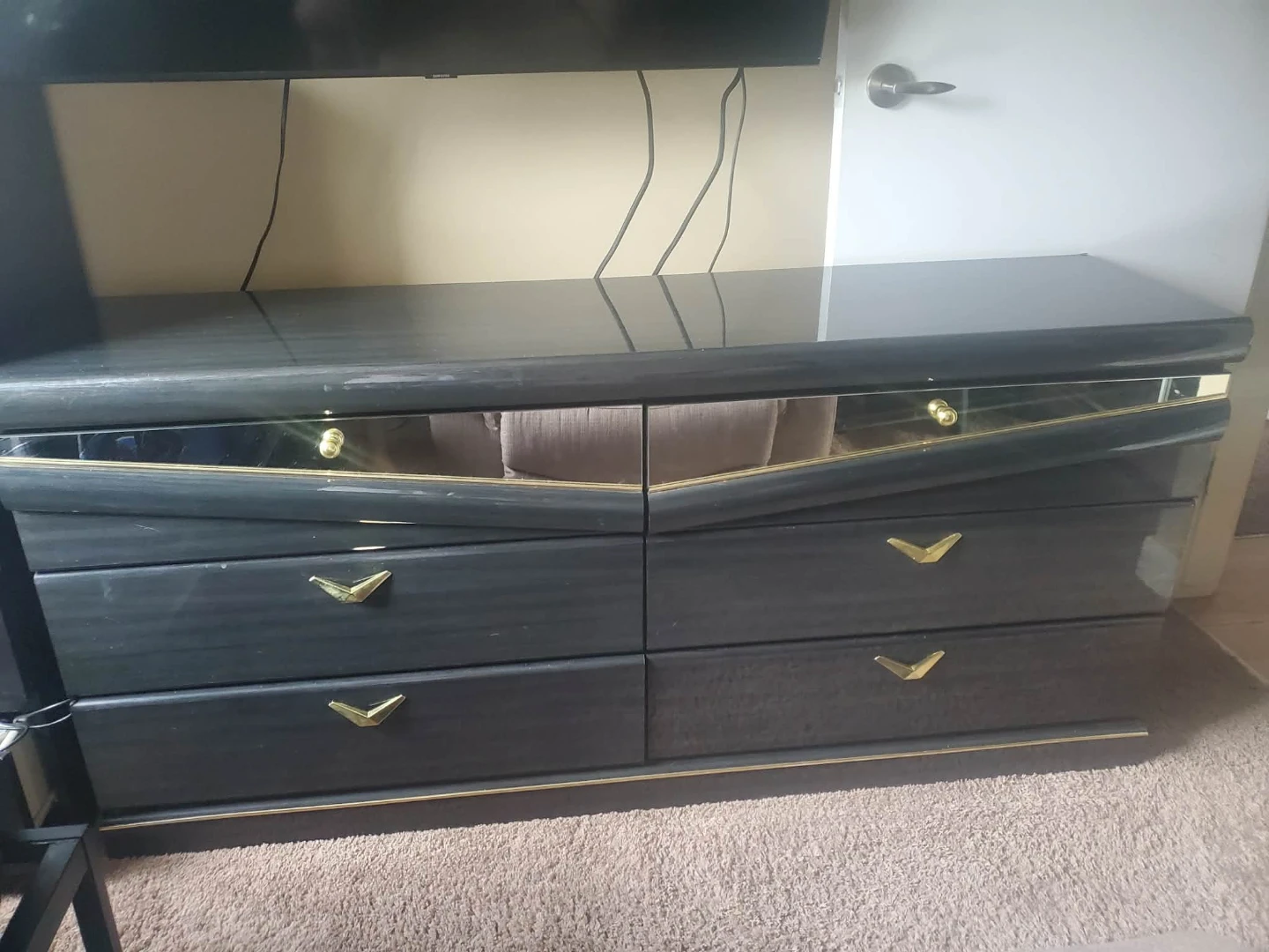Beautiful Great Shape Dresser