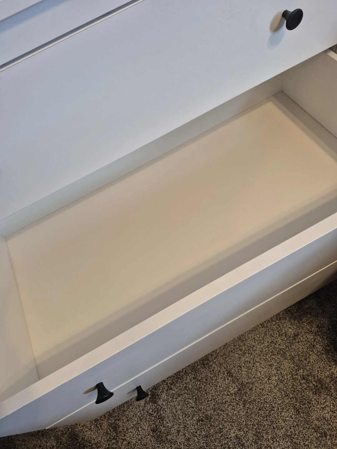 White 3-Drawer Dresser - photo 4