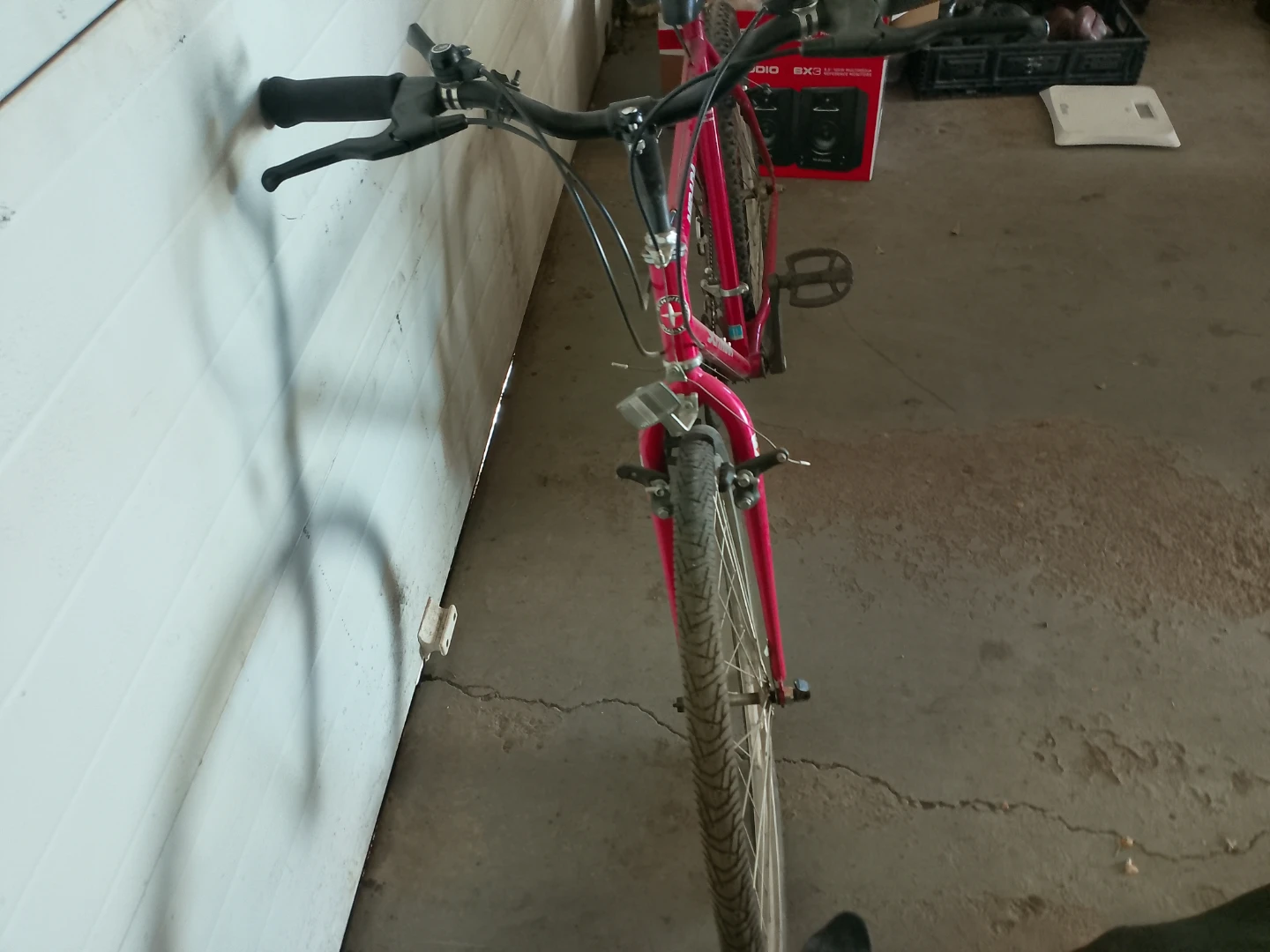 Red Schwinn Mirada Mountain Bike - photo 4