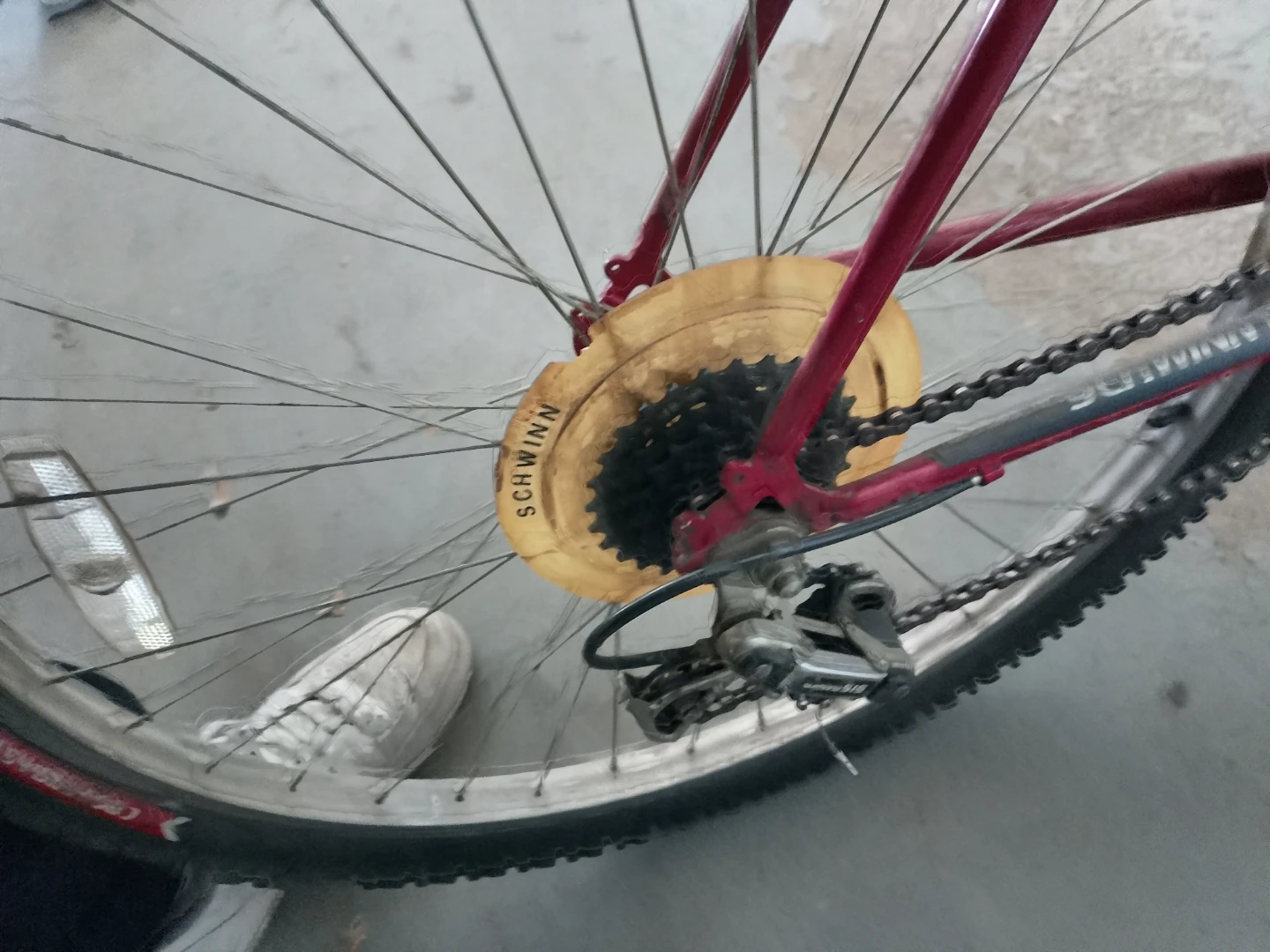 Red Schwinn Mirada Mountain Bike - photo 5