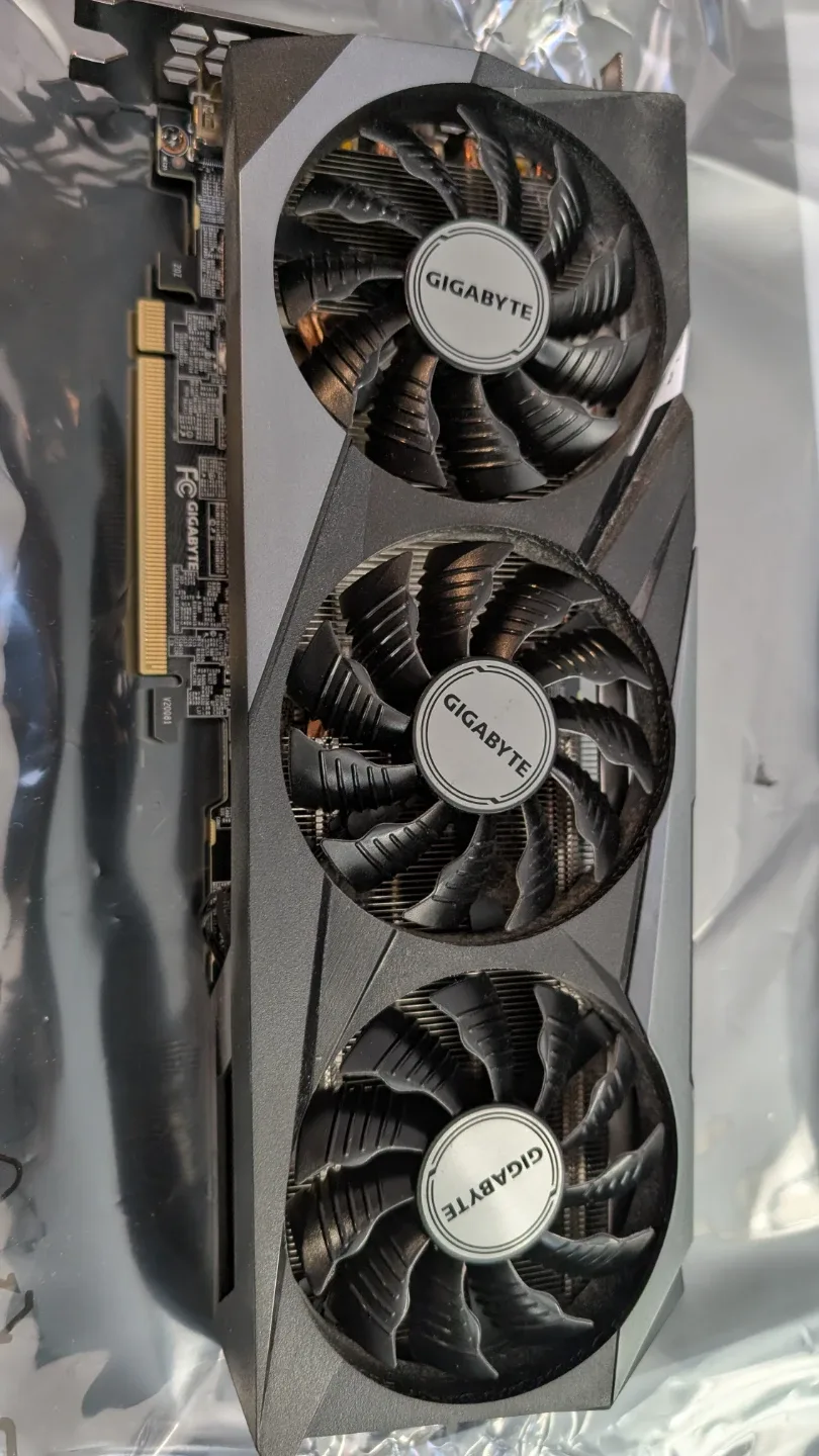 NVIDIA RTX 3070 8GB Graphics Card - photo 2