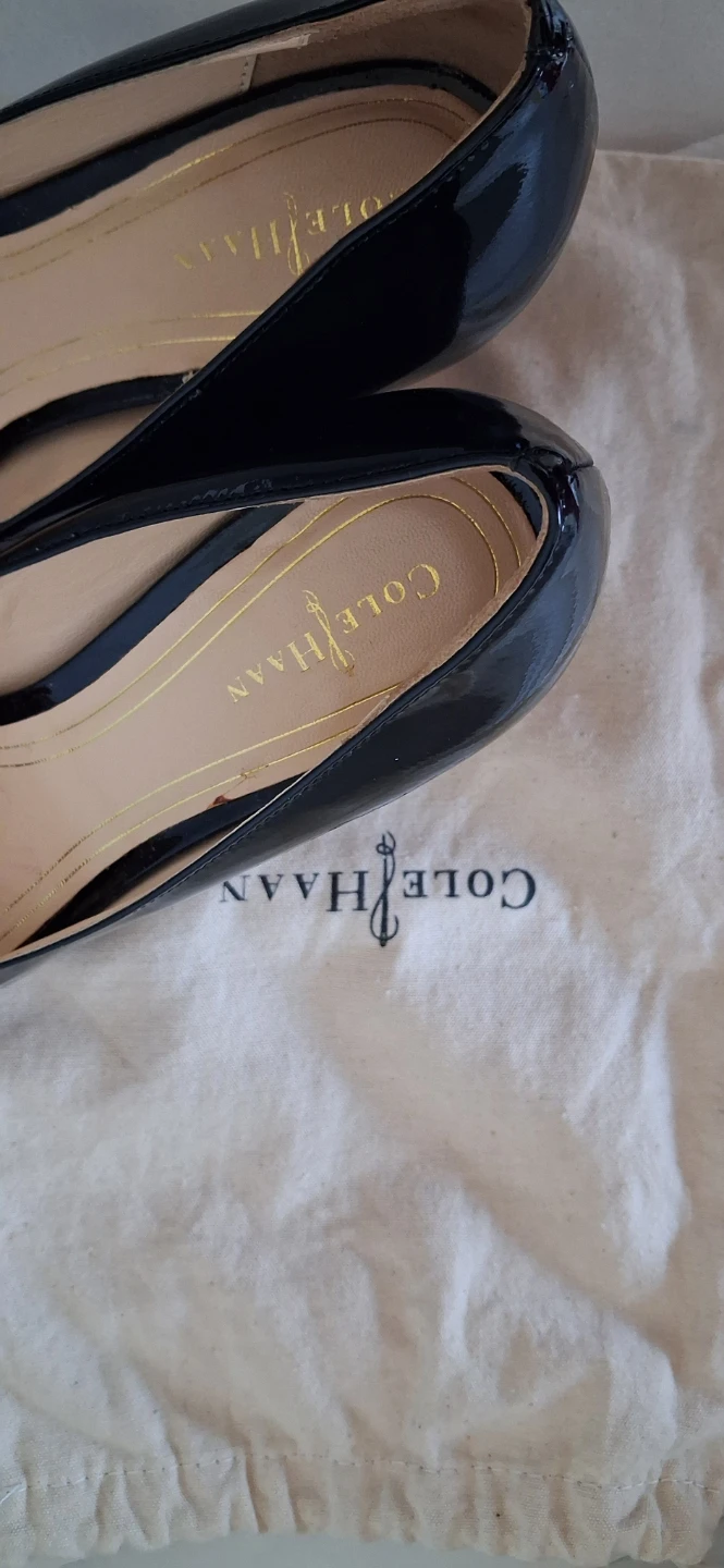 Cole Haan Black Patent Leather Heels - photo 4