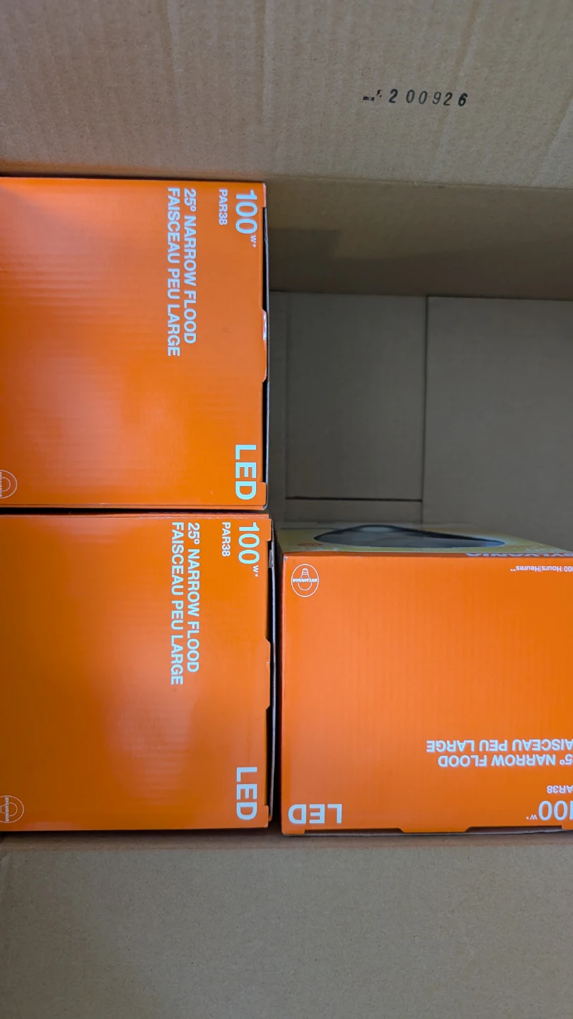 Sylvania 100W LED 25° Narrow Flood Light Bulb - photo 2