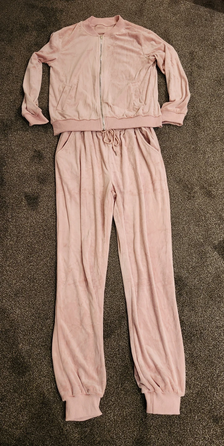 Pink Tracksuit Set-Size Medium