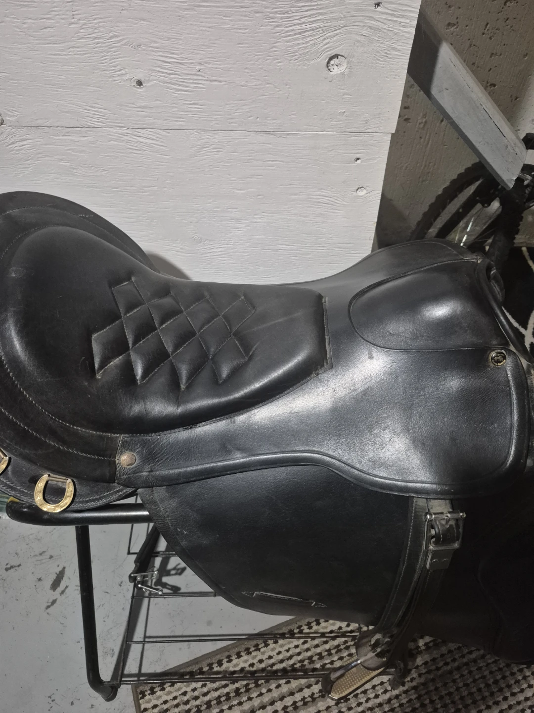 Black Leather English Riding Saddle 21 inch seat.