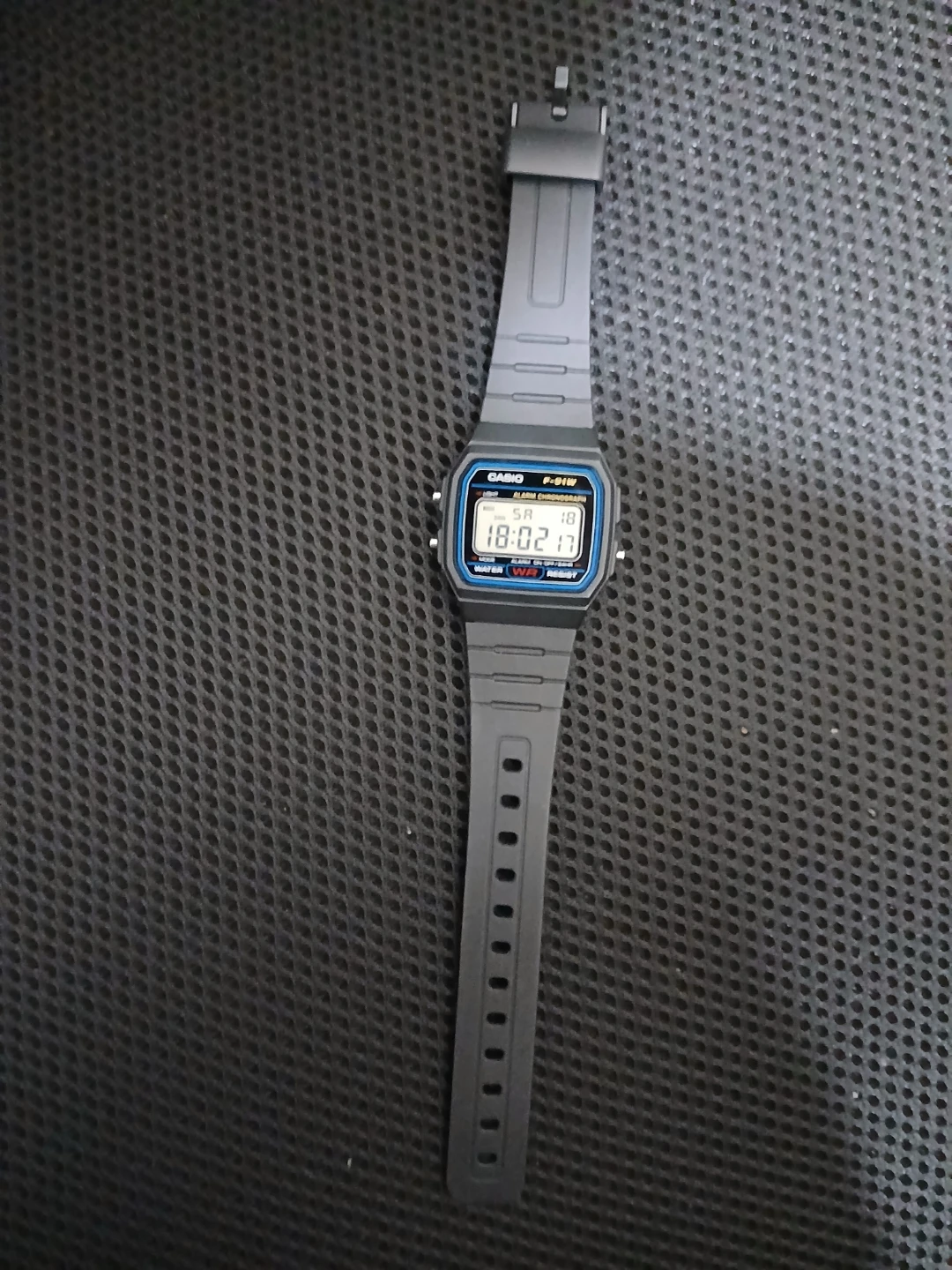Casio F-91W Digital Watch - photo 2