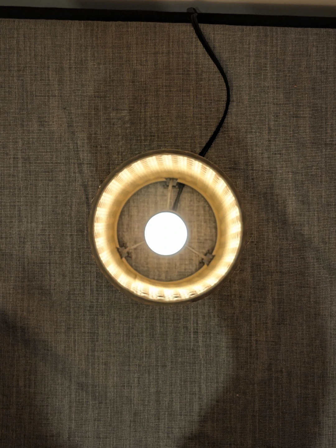 Table Lamp with smart light bulb - photo 3