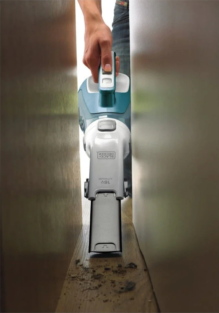 Wireless Black & Decker Portable Vacuum - photo 4