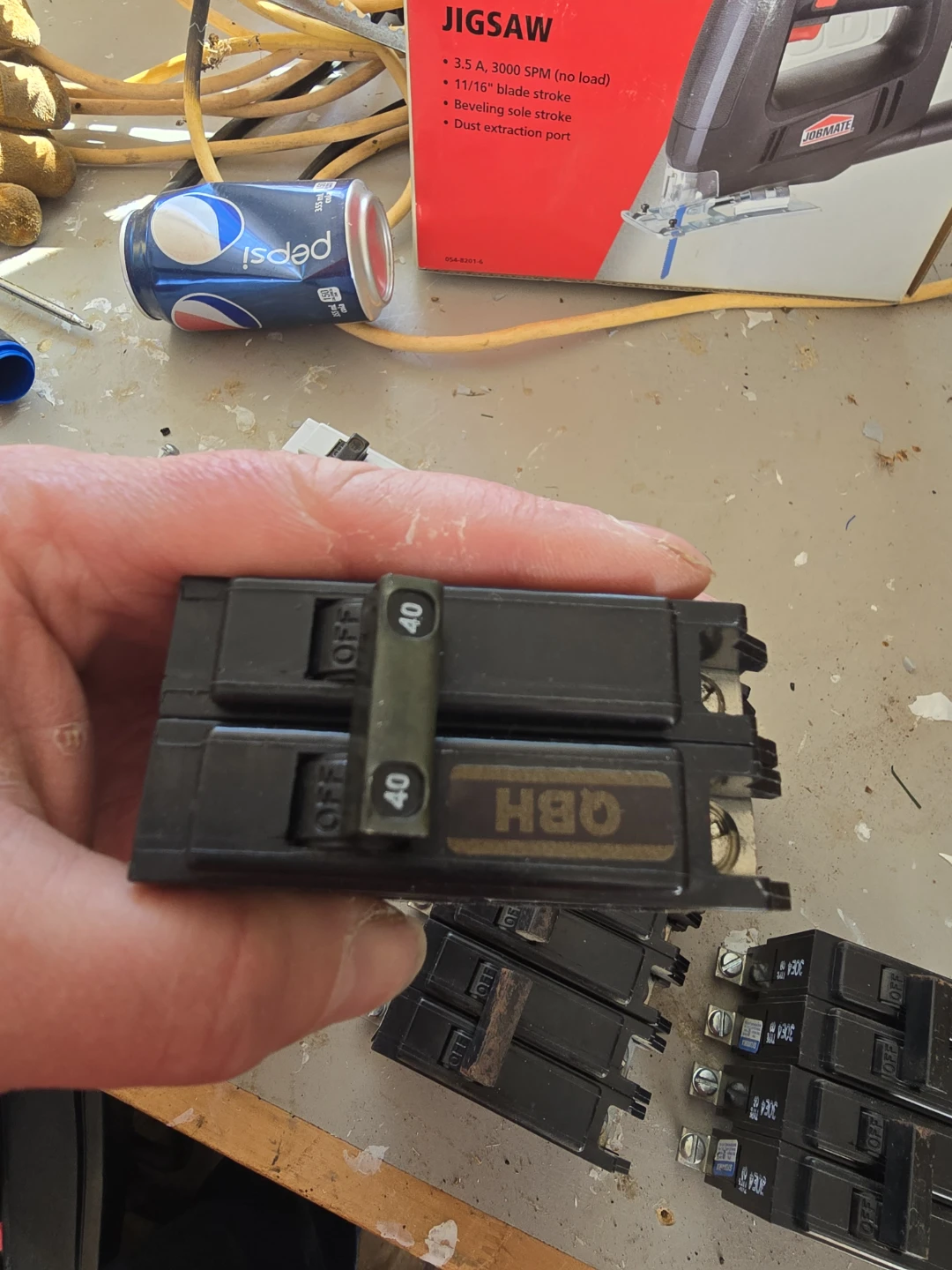 Commander Circuit Breakers 40A to 15A - photo 4
