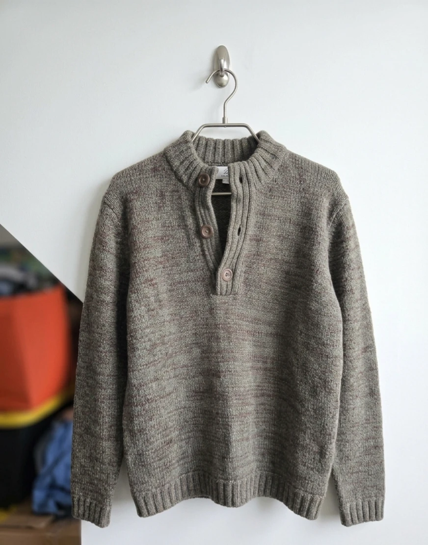 Men's Knit Sweater