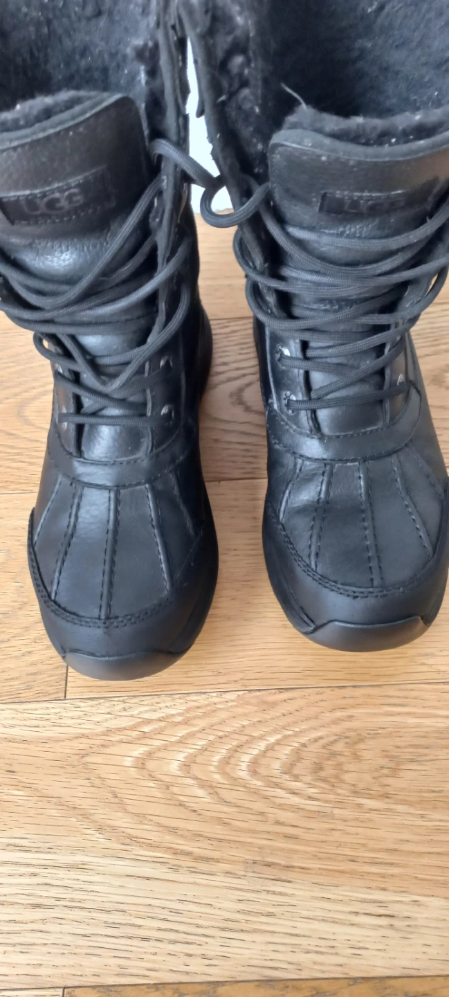 UGG Waterproof Boots - Women 6.5 - photo 4