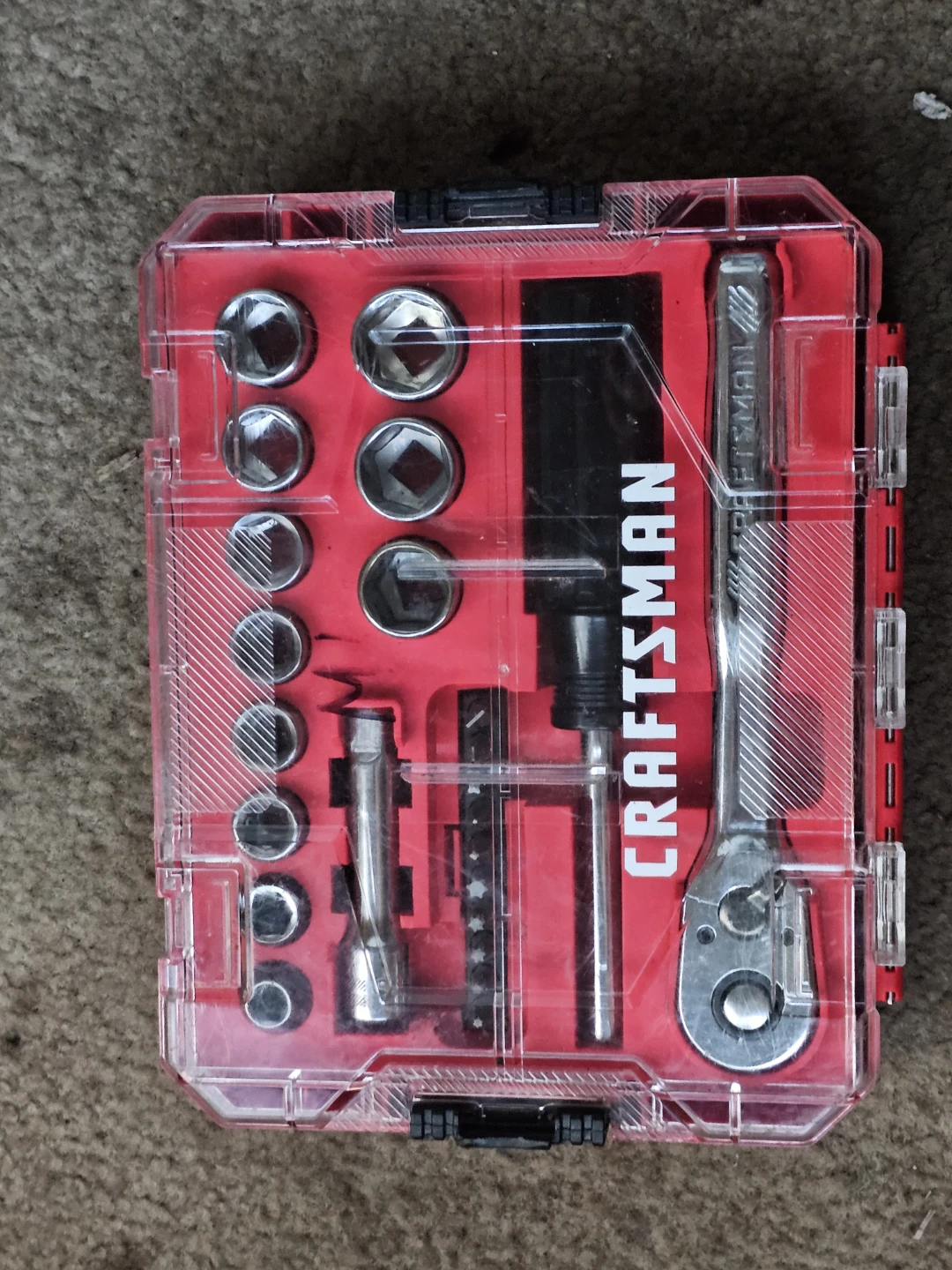 Craftsman 3/8" X 24-Piece Socket Set