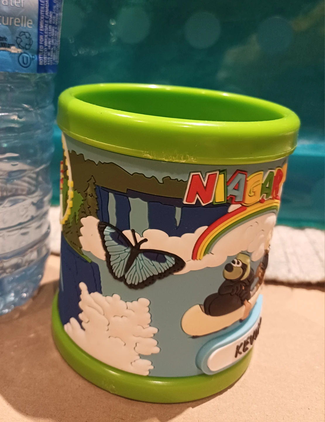 FREE, NEW: "KEVIN" Niagara Falls Souvenir Mug - photo 2