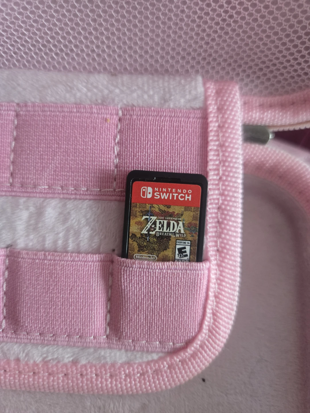 Nintendo Switch The Legend of Zelda: Breath of the Wild Game - photo 2
