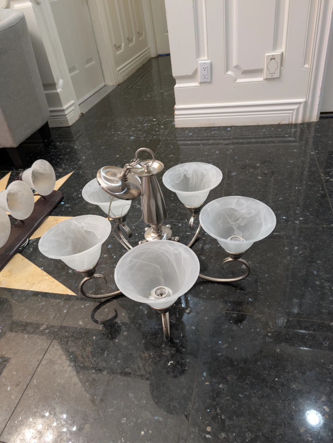 Chandeliers and Vanity Light Fixture - photo 2
