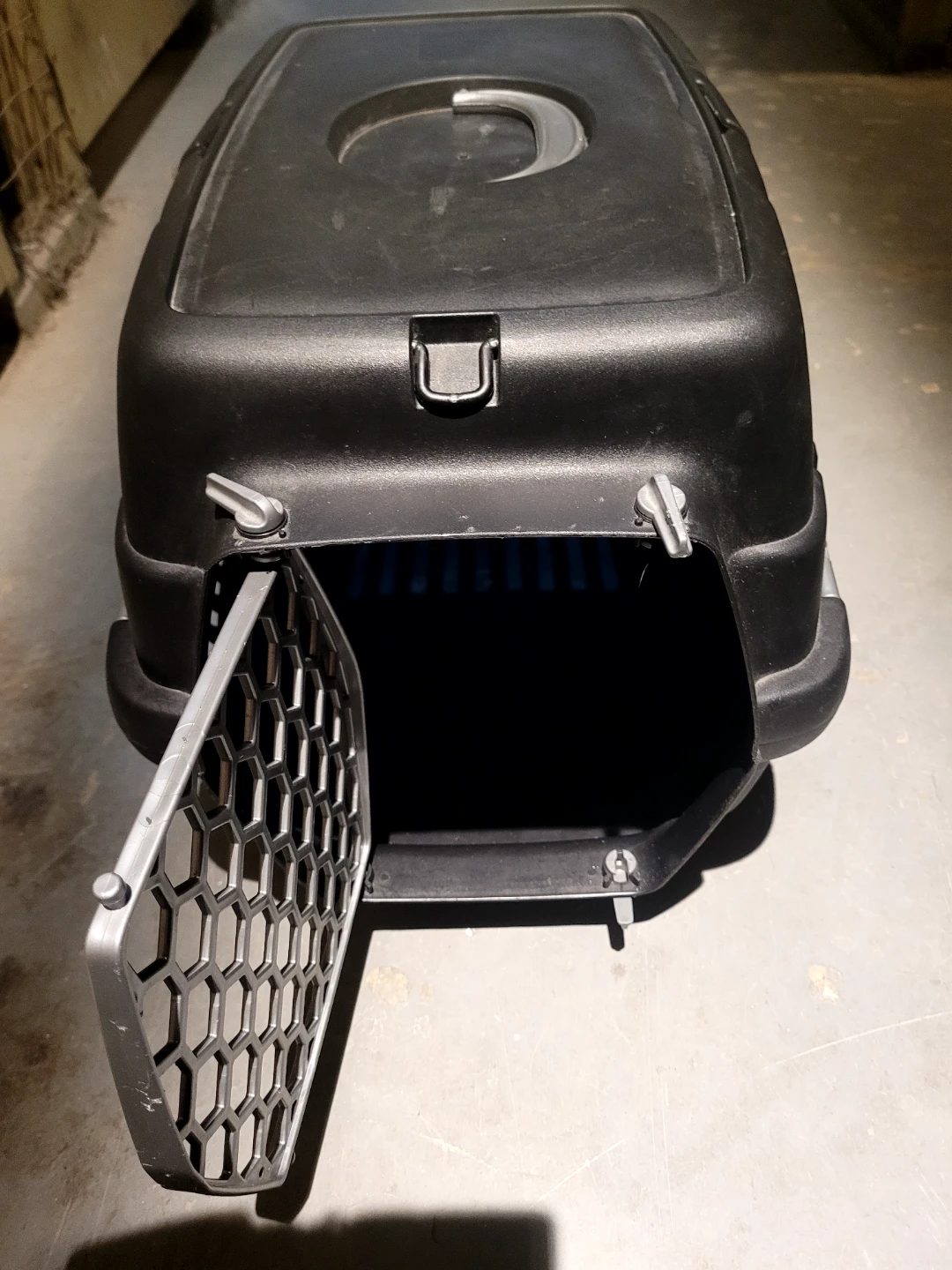 Black Pet Carrier Crate 🌱 - photo 2