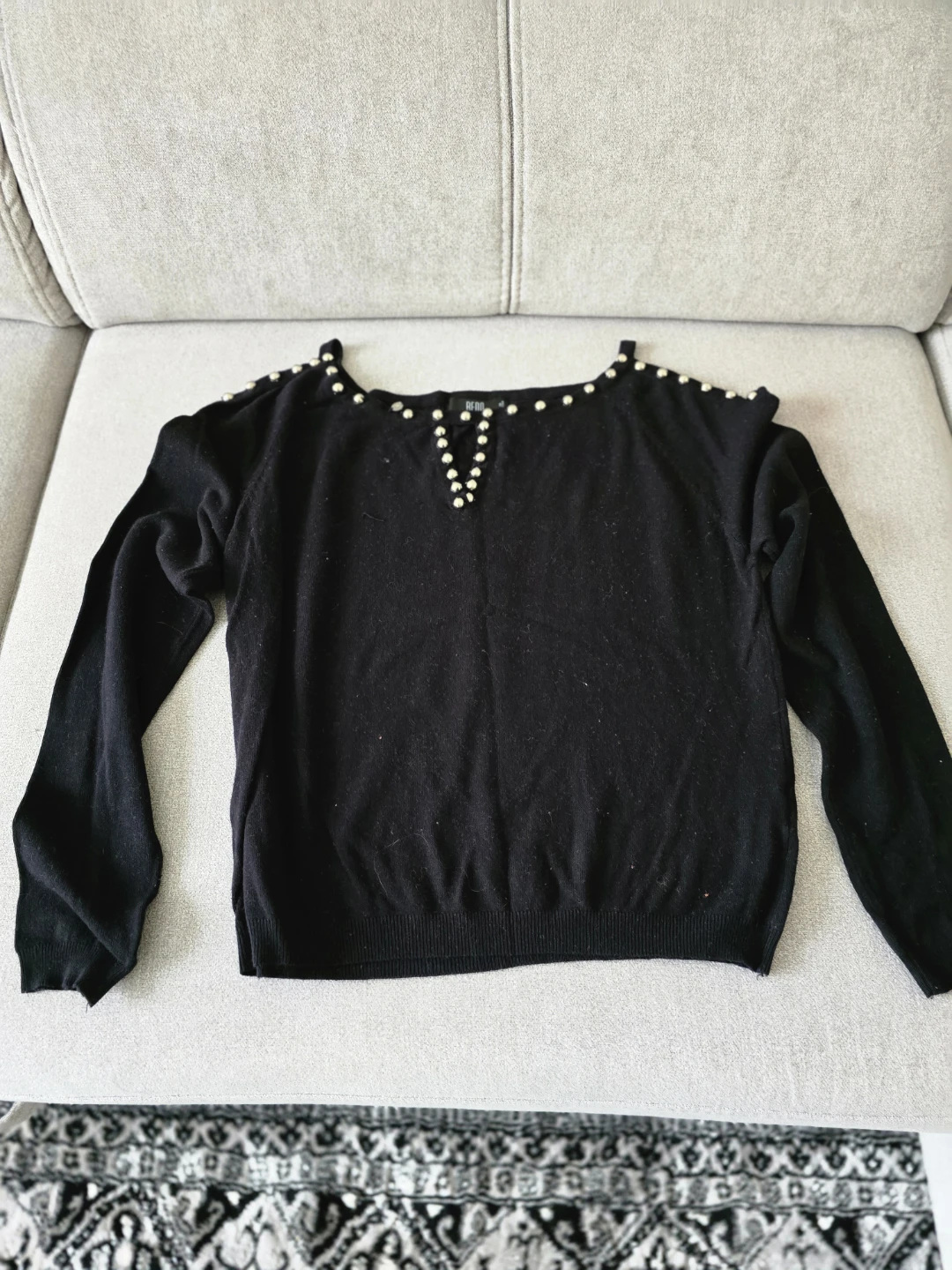 BEDO Black Cold Shoulder Sweater - S/M