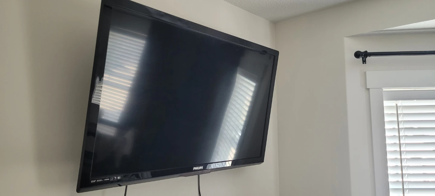Philips LED TV 46inch - photo 2