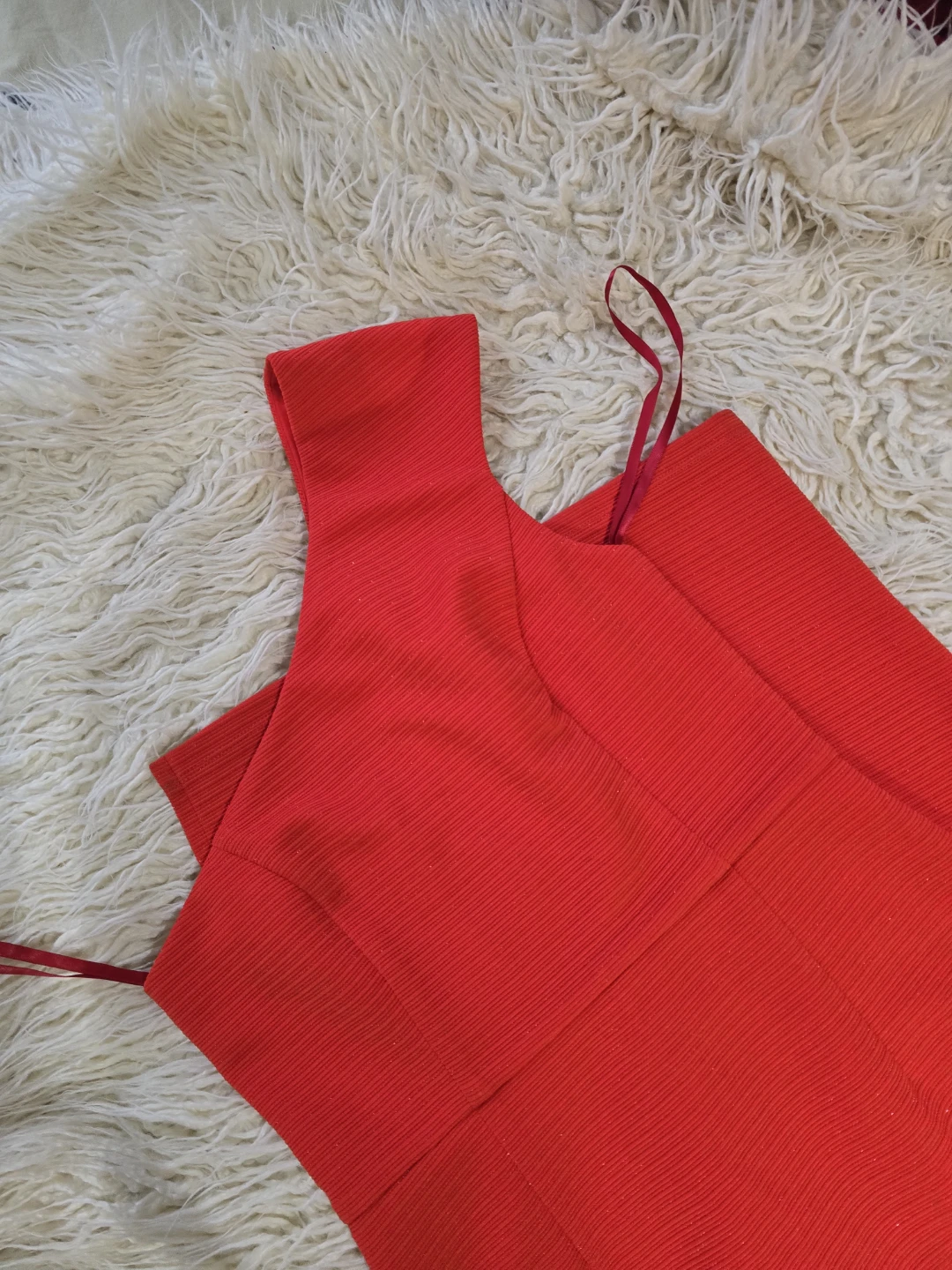 Red One-Shoulder Gown with Slit - photo 3