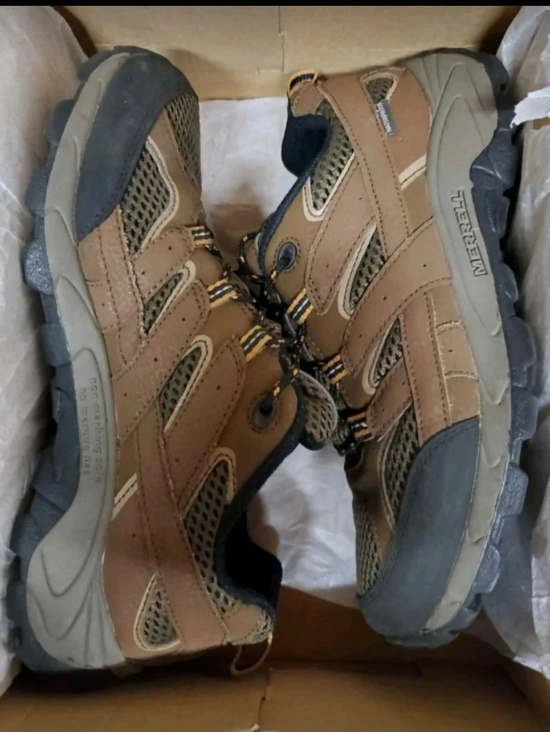Merrell Moab 2 Low Hiking Sneaker Waterproof Kid's 5.5