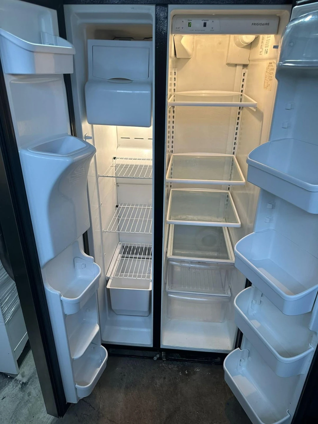 Frigidaire Side-by-Side Refrigerator with Water Dispenser - photo 4
