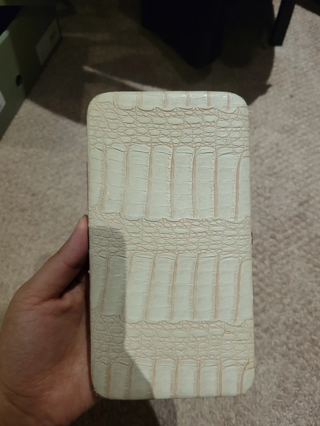 Guess Crocodile Embossed Wallet - Pink Cream - photo 2